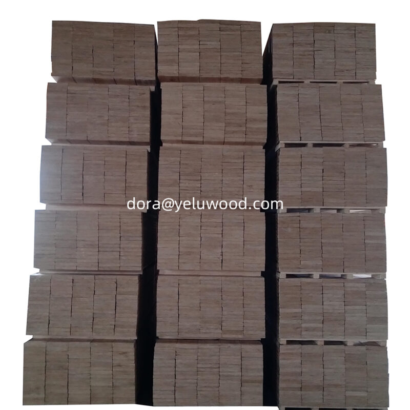 China-Made LVL Scaffold Board, Pine 300x45mm, Laminated Timber for Roof Framing